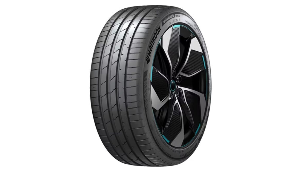 Hankook iON: la nueva familia de llantas para vehículos eléctricos.
